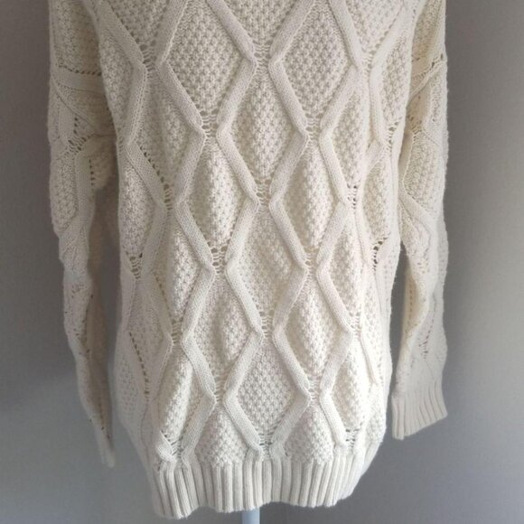 Forever 21 Womens Cream Cable Knit Sweater Medium Long Sleeve Pullover - Picture 2 of 3